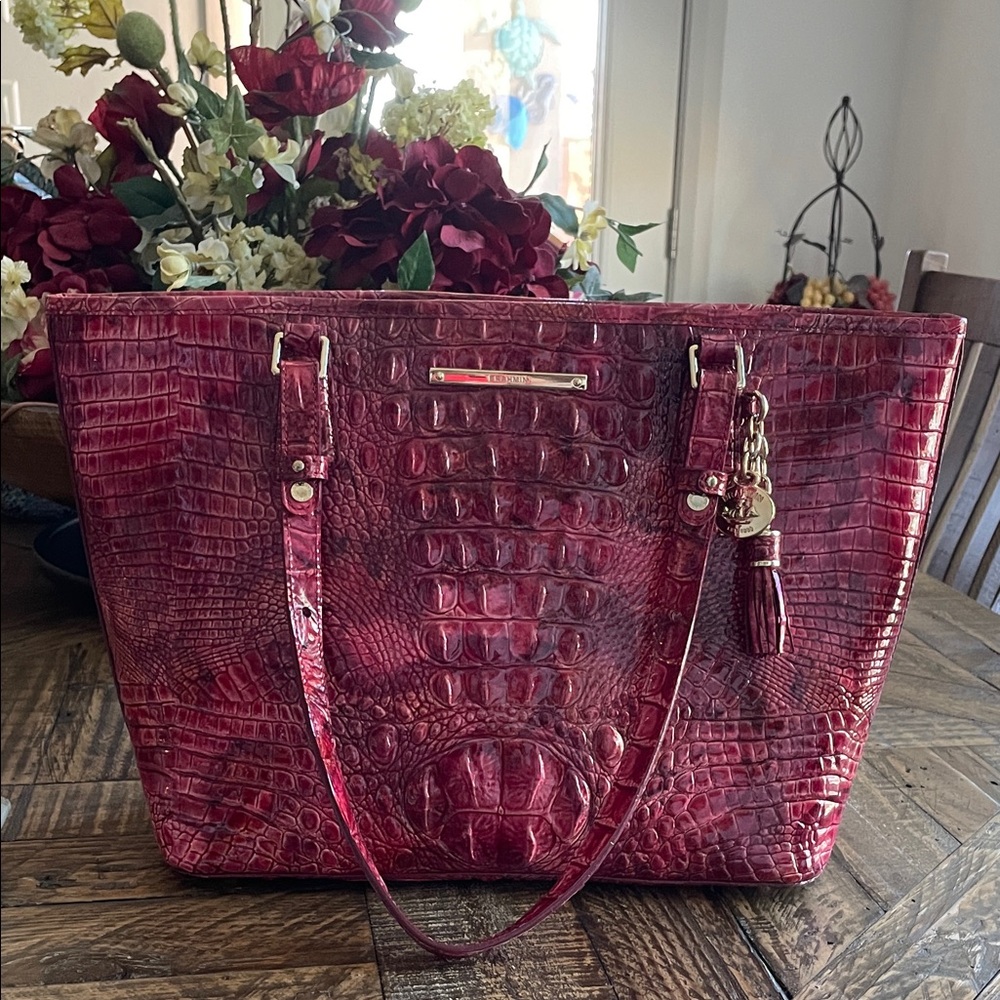 Elegant Burgundy Crocodile-Embossed Tote Bag